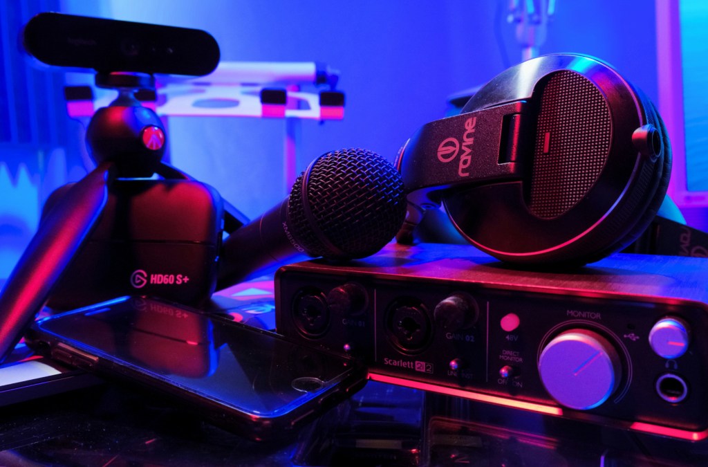 USB vs. XLR Mics for Streaming: What’s Actually Worth&nbsp;It?
